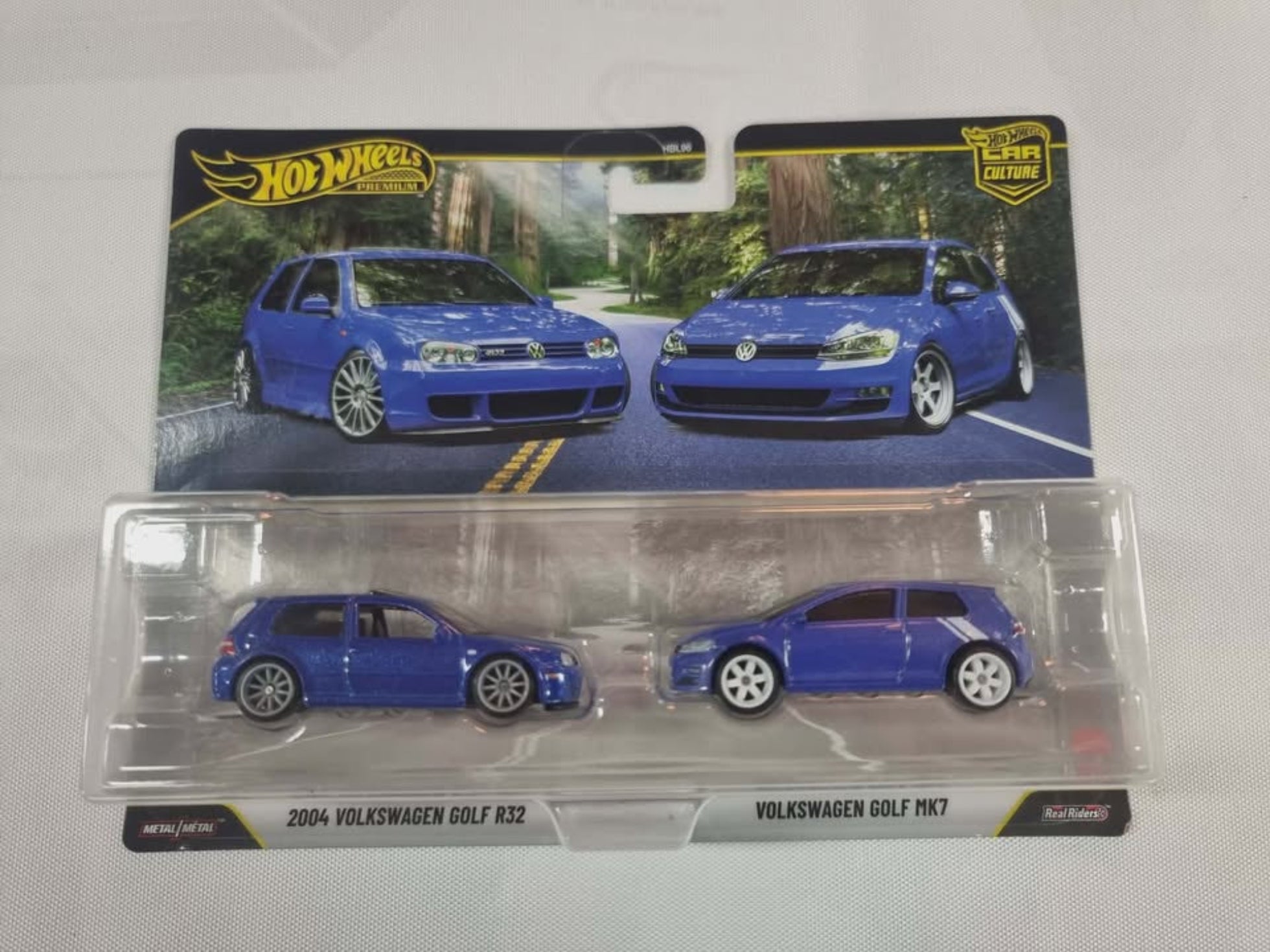Hot Wheels Premium 2026 Premium Two Pack 2004 Volkswagen Golf R32 & Golf MK7 BLUE