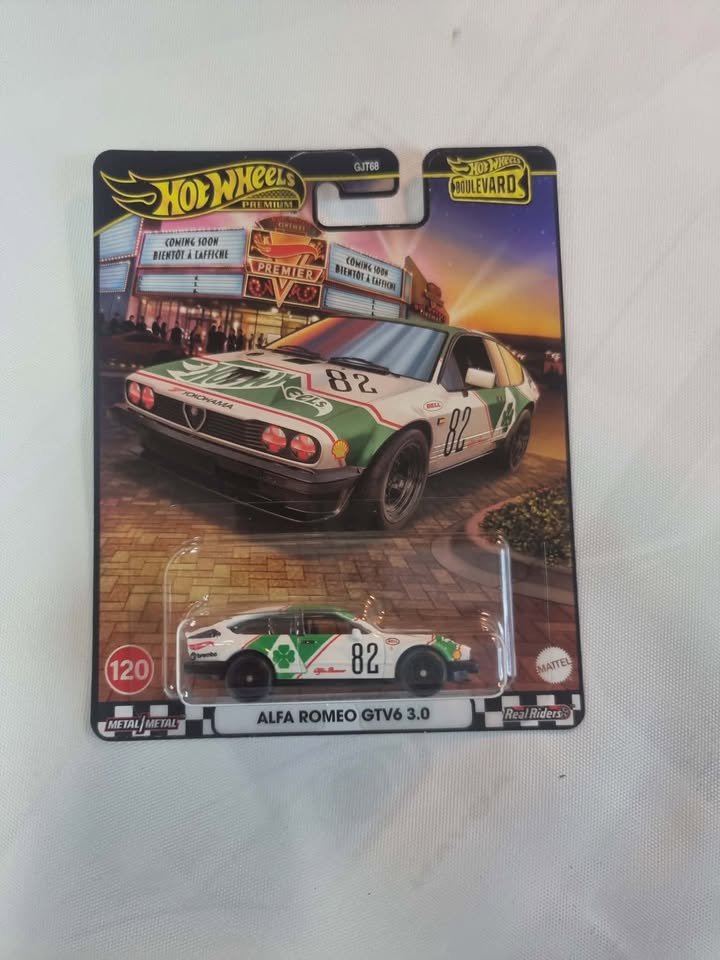 Hot Wheels Premium Boulevard #120 – Alfa Romeo GTV6 3.0 (Hot Wheels Livery)