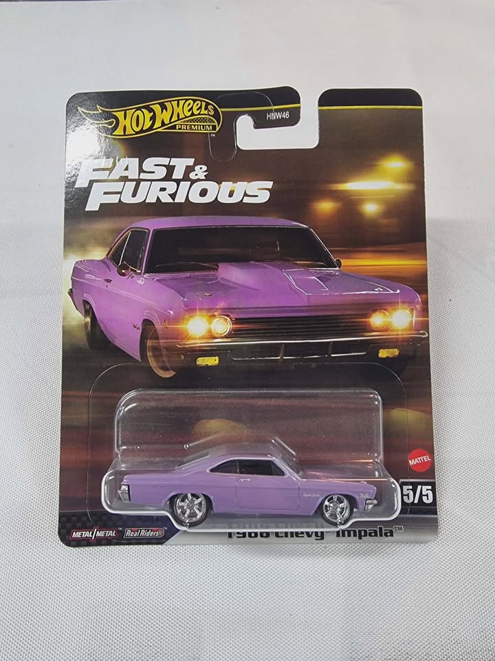 Hotwheels Premium Fast & Furious - 1966 Chevy Impala (5/5)