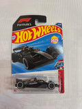 Hot Wheels Basic Formula 1 - Mercedes-AMG Petronas Formula One Team (59/250)