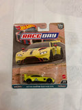 Hot Wheels Premium – Race Day | Aston Martin Vantage (2 of 5)