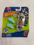 Hot Wheels Skate 2022 - Tony Hawk - Trick Attack Frenzy Fingerboard