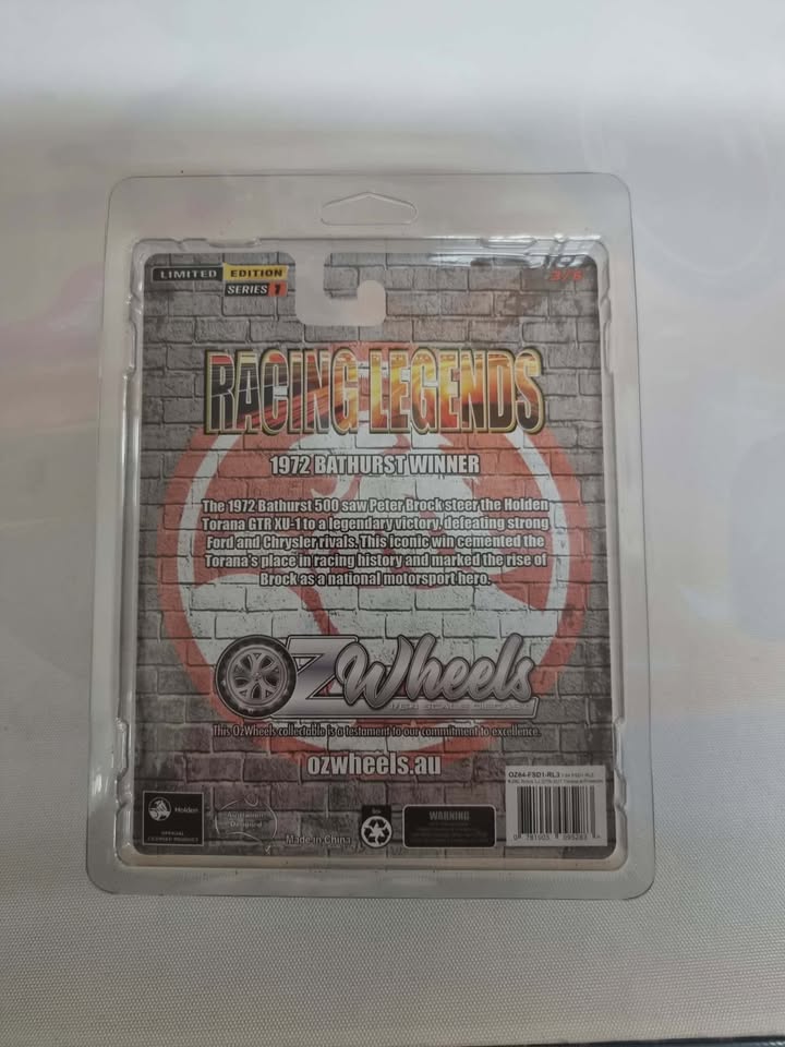 OzWheels 1:64 “1972 Bathurst 500” Die‑Cast Model – Racing Legends / Fully Sick Detail