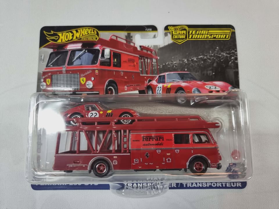 Hotwheels Premium Team Transport #83 - Ferrari 250 GT0 & Fiat 642 RN2 Bartoletti Transporter
