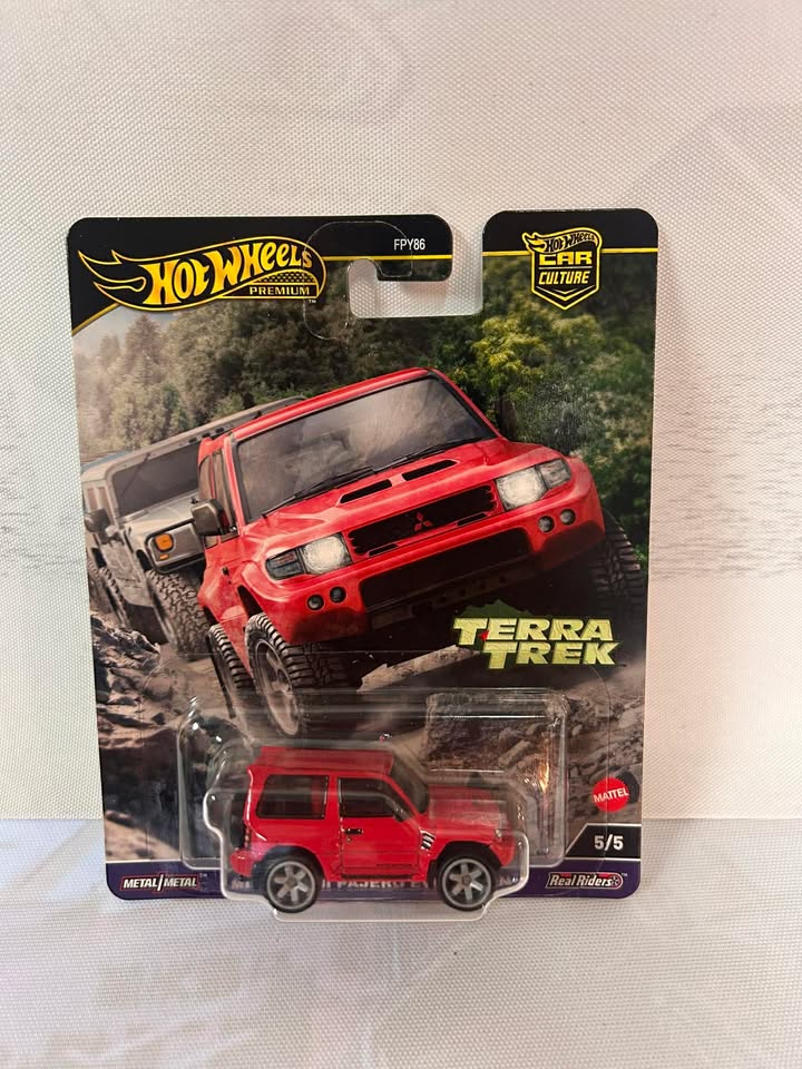 Hot Wheels Premium – Terra Trek | Mitsubishi Pajero Evolution (5 of 5)